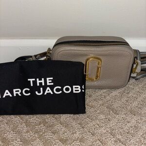 Marc Jacobs The Softshot 21 Leather Crossbody